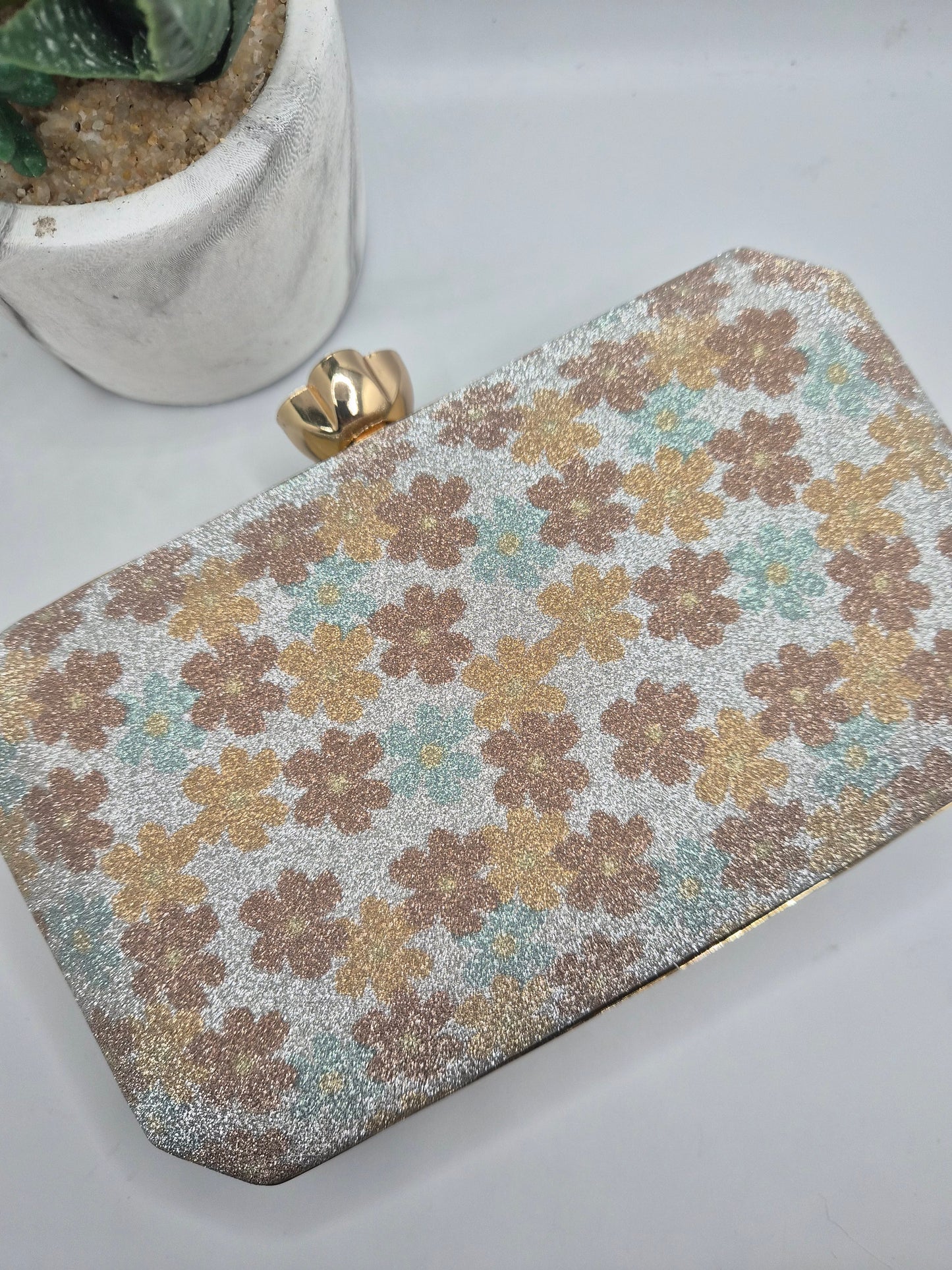 Sabya inspired clutch