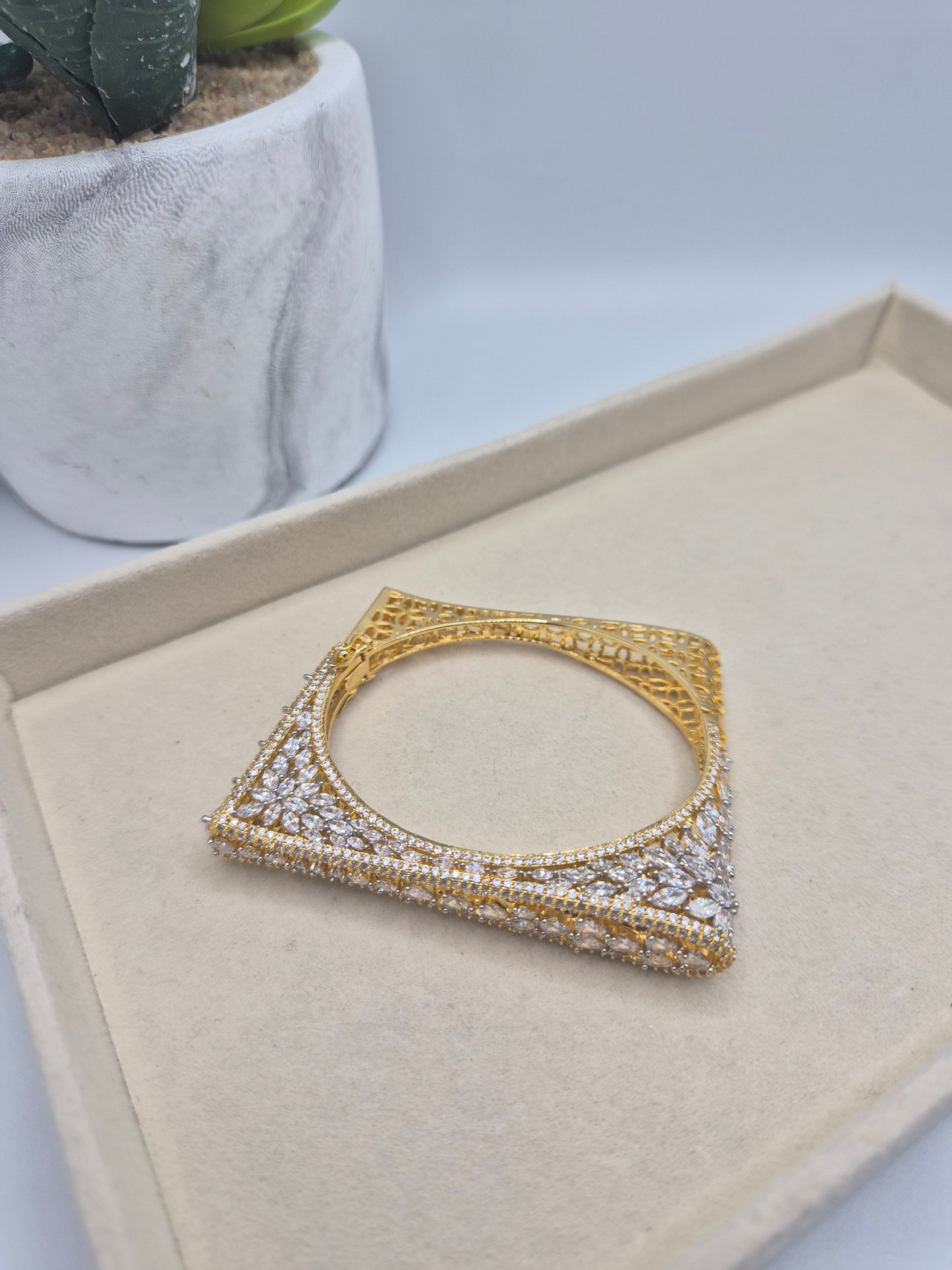 AD bangle