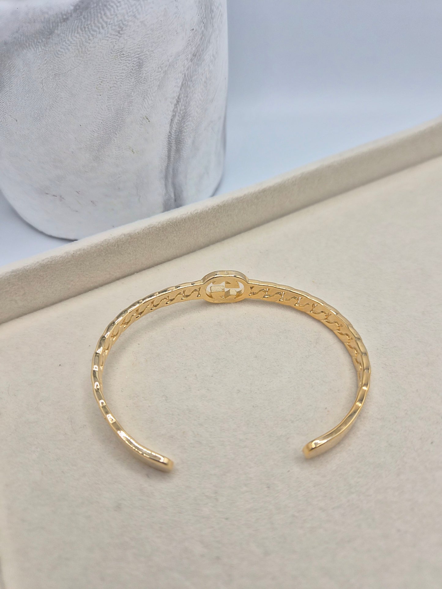 Gold bangle