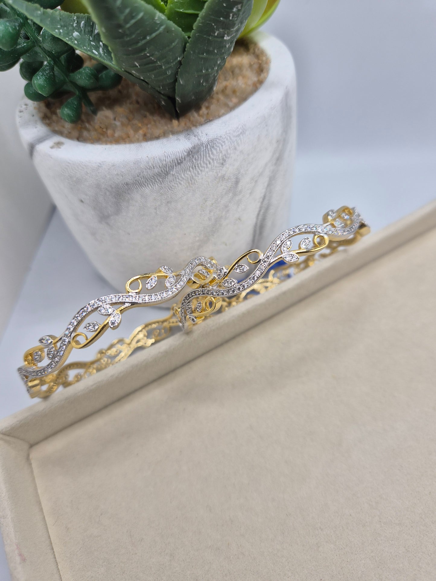 AD bangles