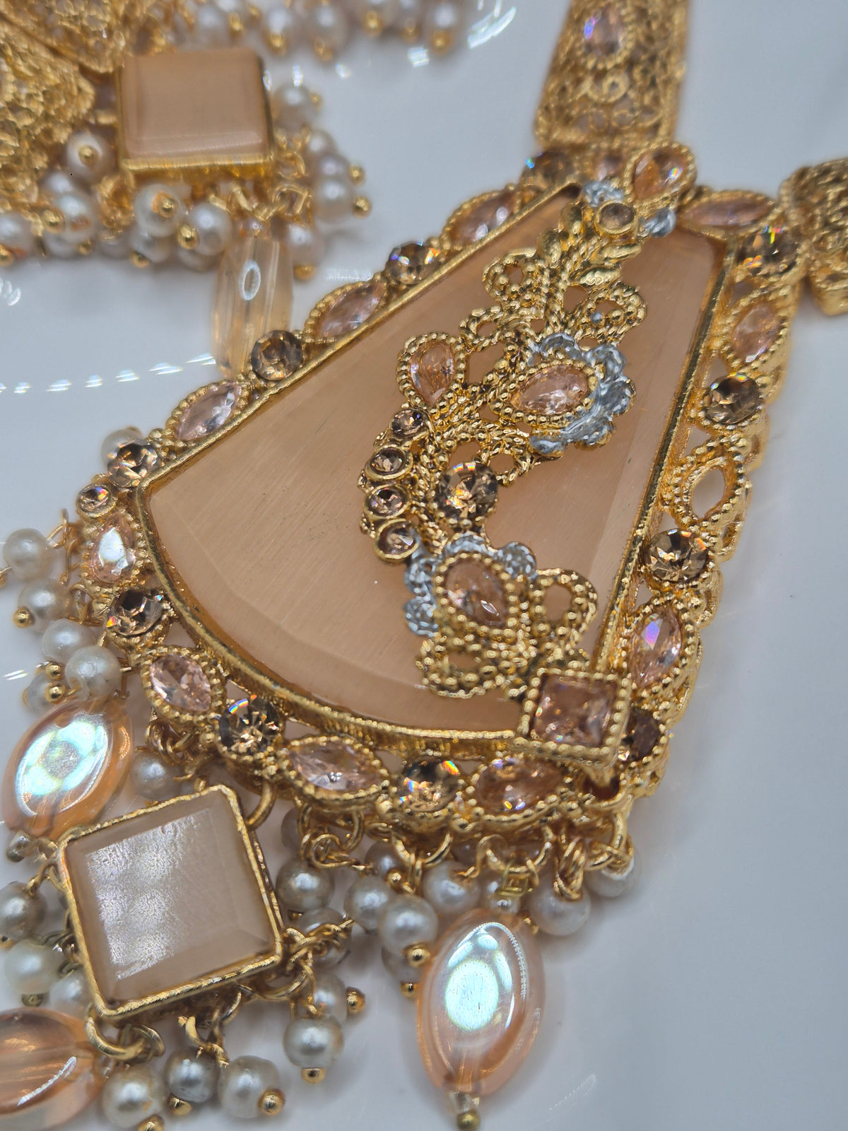 Traditional set
