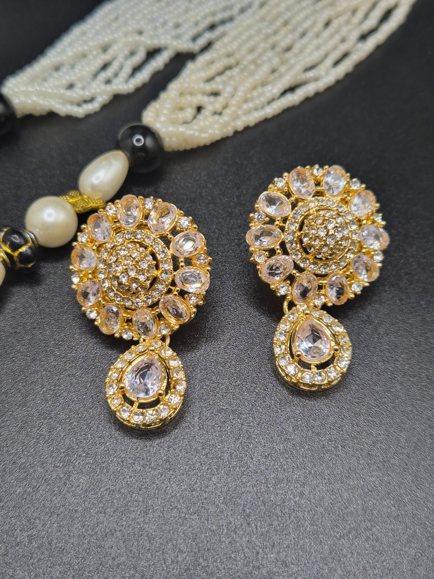 Beaded necklace set