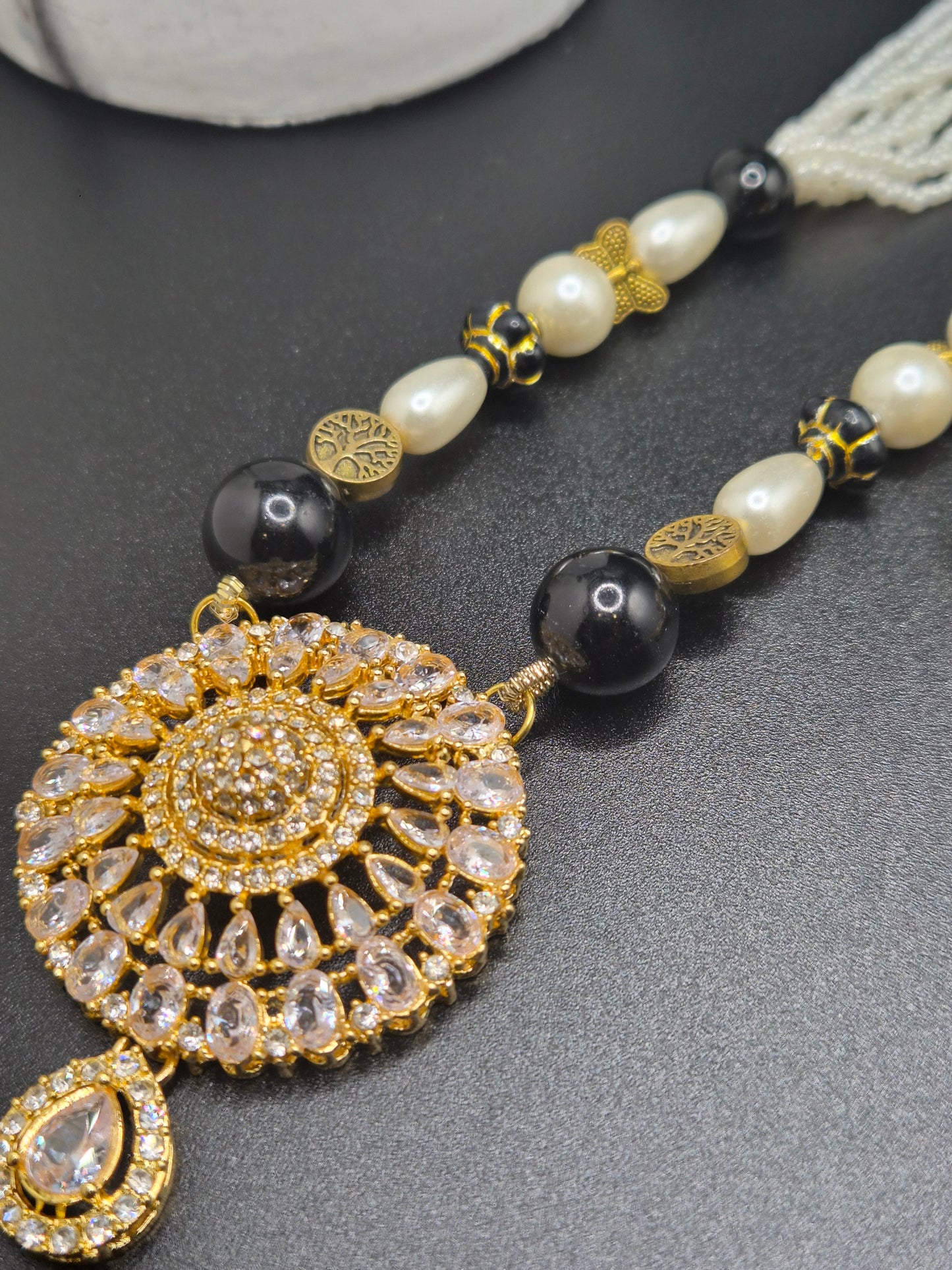 Beaded necklace set