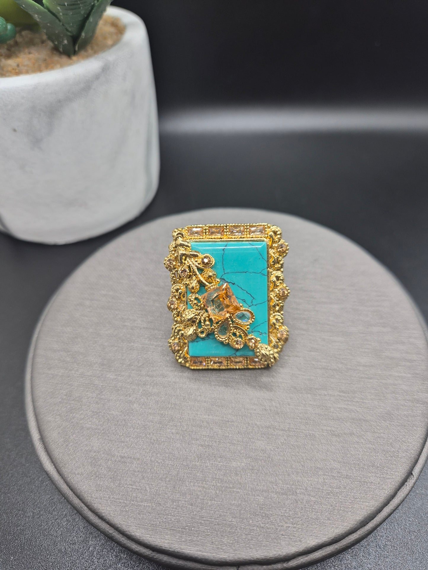 Ferozi marble ring