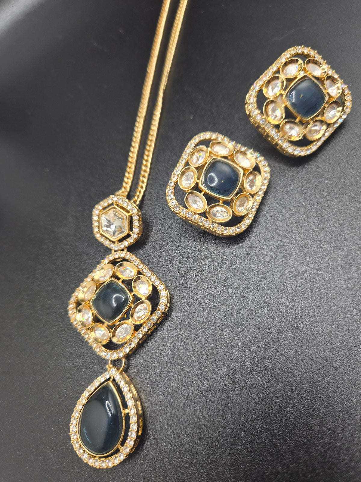 Kundan set