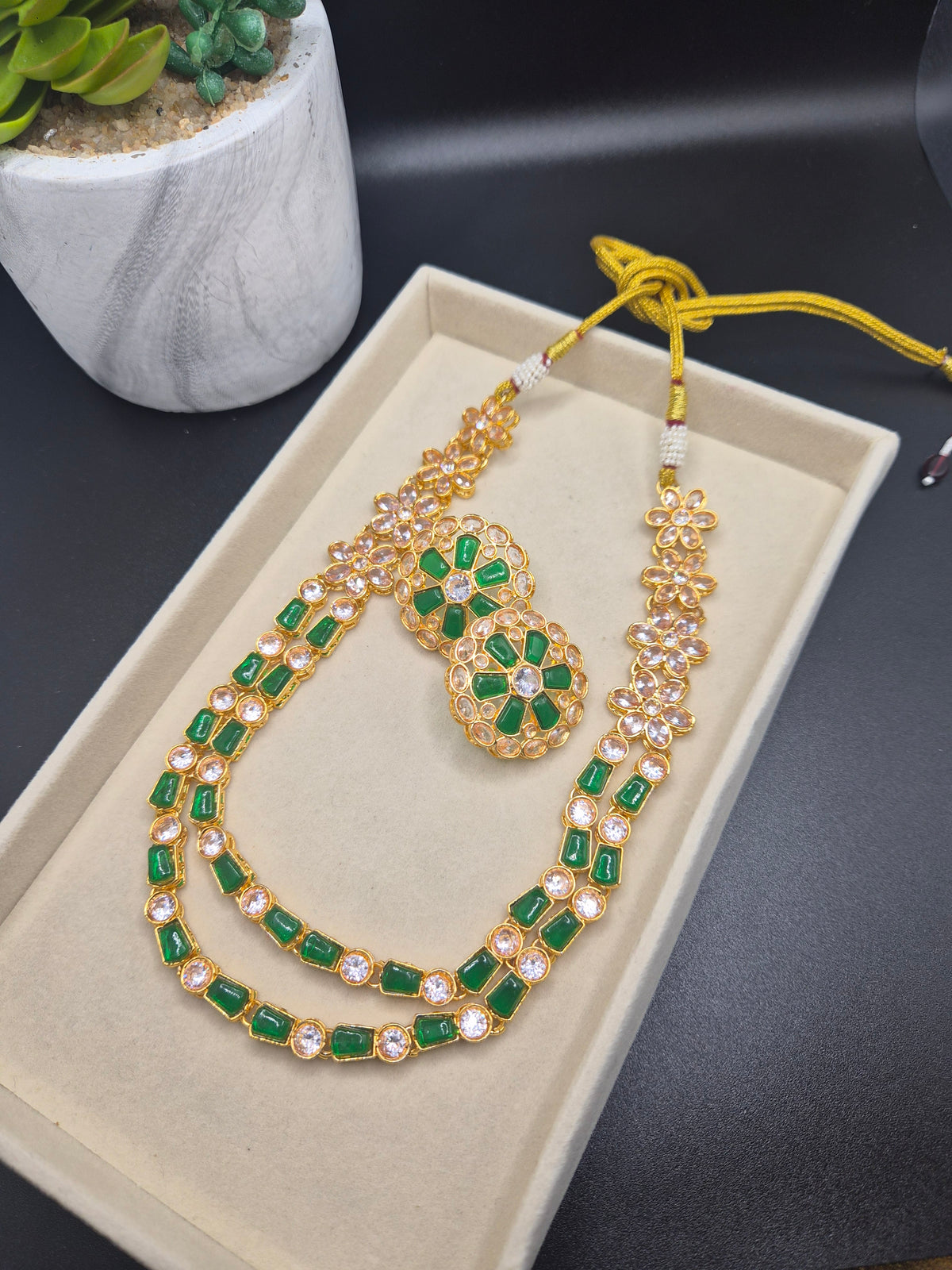 Kundan set