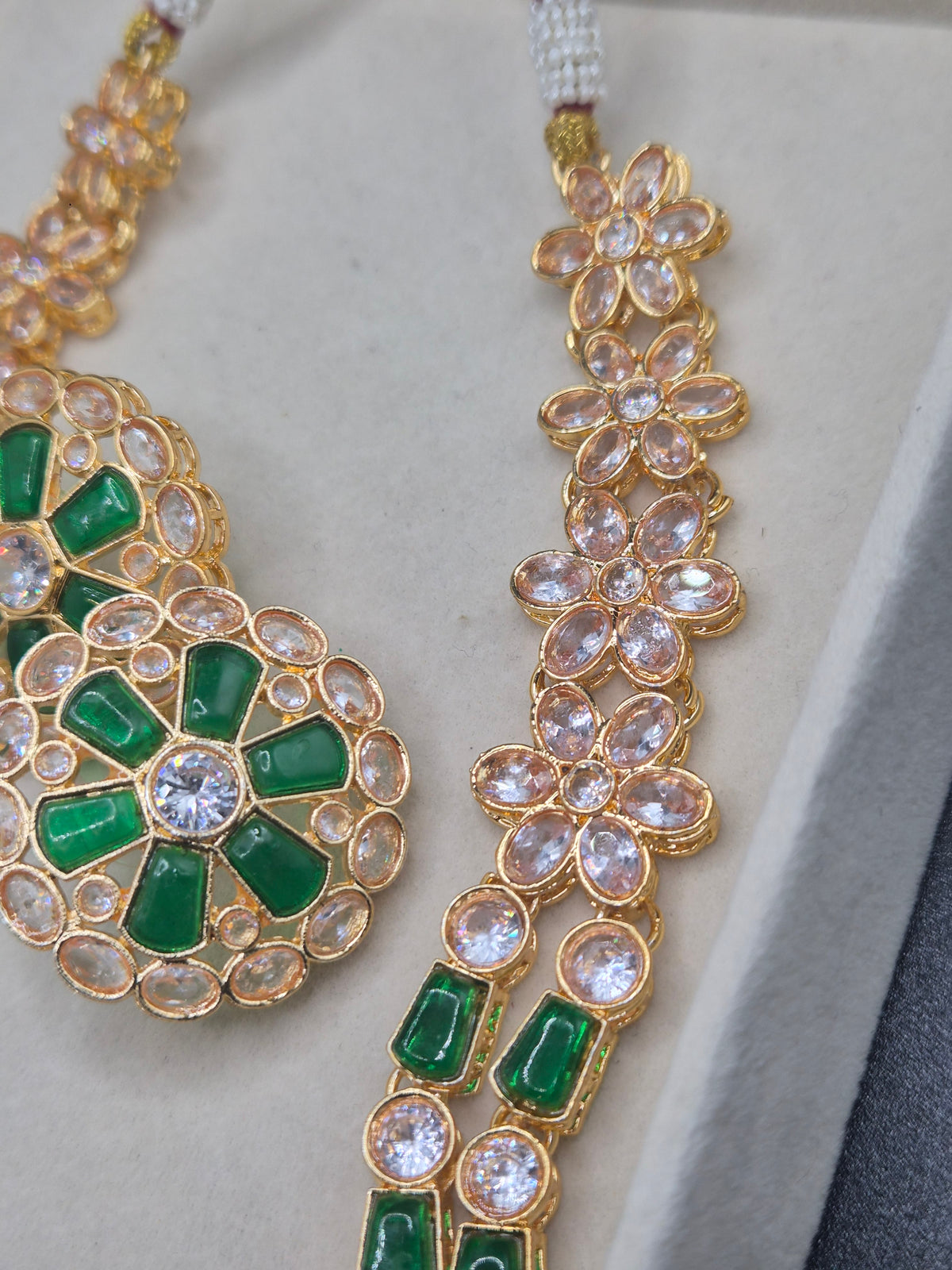 Kundan set